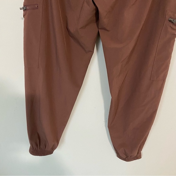 Athleta Venture Pant in Mauve size 0 - Picture 11 of 11